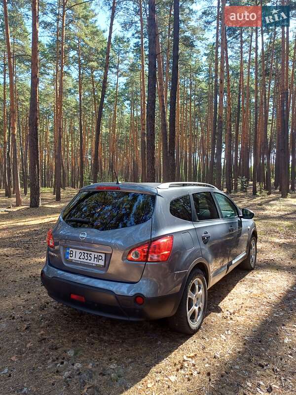 Внедорожник / Кроссовер Nissan Qashqai+2 2009 в Гадяче