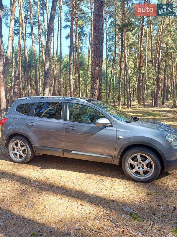 Внедорожник / Кроссовер Nissan Qashqai+2 2009 в Гадяче