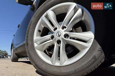 Внедорожник / Кроссовер Nissan Qashqai+2 2011 в 