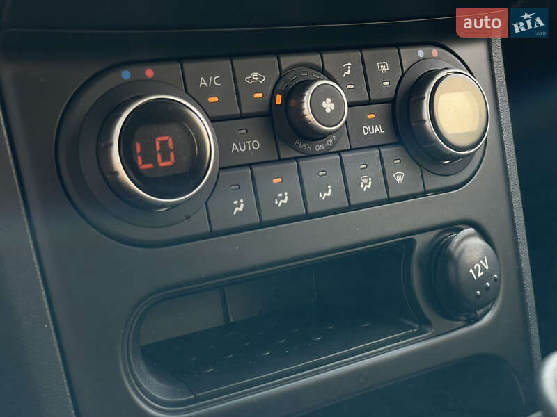 Позашляховик / Кросовер Nissan Qashqai+2 2012 в Бердичеві фото 48 Позашляховик / Кросовер Nissan Qashqai+2 2012 в Бердичеві