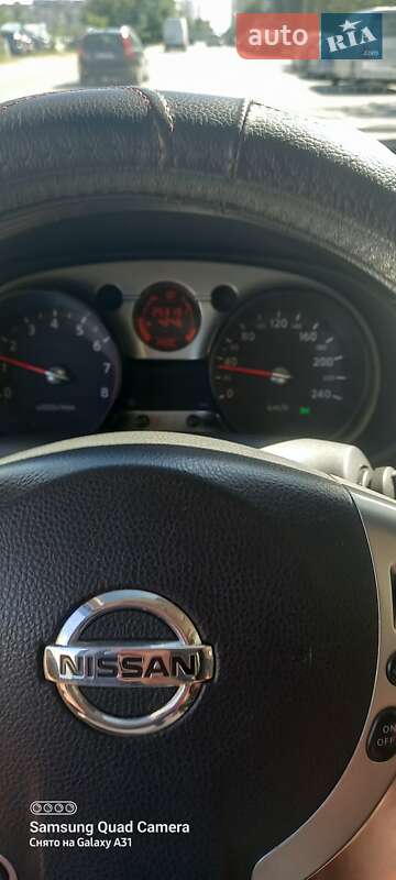 Внедорожник / Кроссовер Nissan Qashqai+2 2008 в Киеве