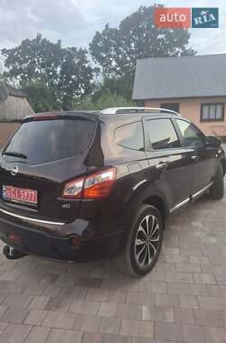 Внедорожник / Кроссовер Nissan Qashqai+2 2011 в 