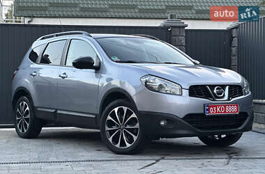 Позашляховик / Кросовер Nissan Qashqai+2 2013 в 