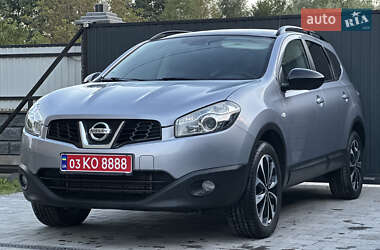 Позашляховик / Кросовер Nissan Qashqai+2 2013 в 
