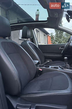 Позашляховик / Кросовер Nissan Qashqai+2 2013 в 