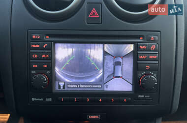 Позашляховик / Кросовер Nissan Qashqai+2 2013 в 