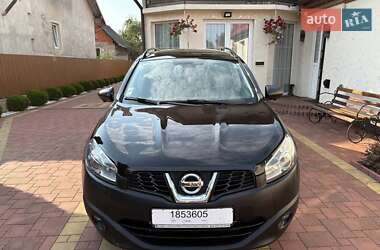Позашляховик / Кросовер Nissan Qashqai+2 2013 в 