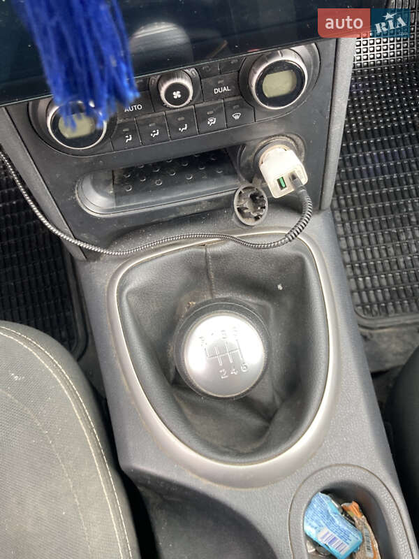 Внедорожник / Кроссовер Nissan Qashqai+2 2011 в Львове