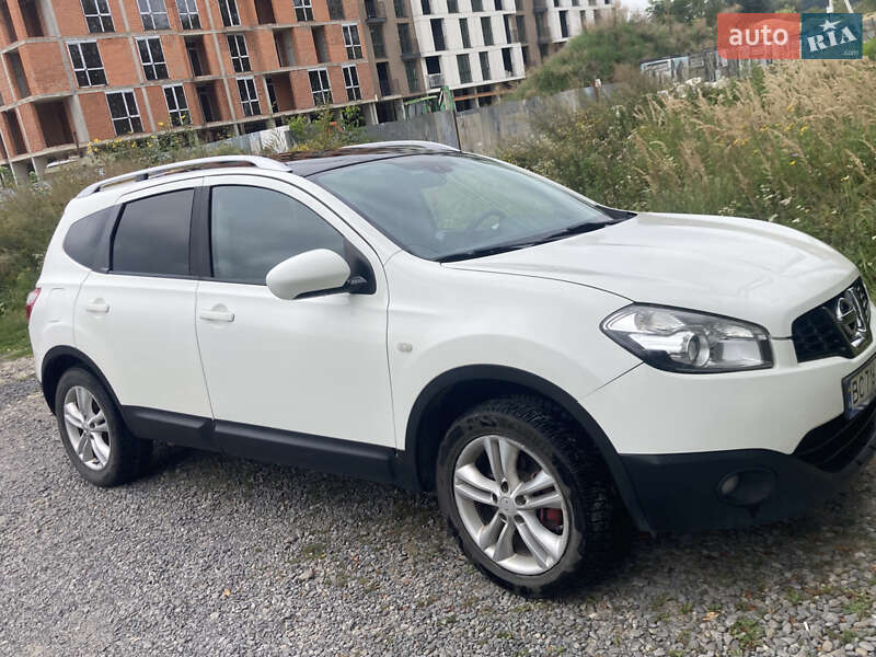 Внедорожник / Кроссовер Nissan Qashqai+2 2011 в Львове