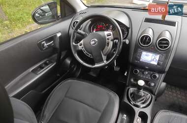 Позашляховик / Кросовер Nissan Qashqai+2 2013 в 