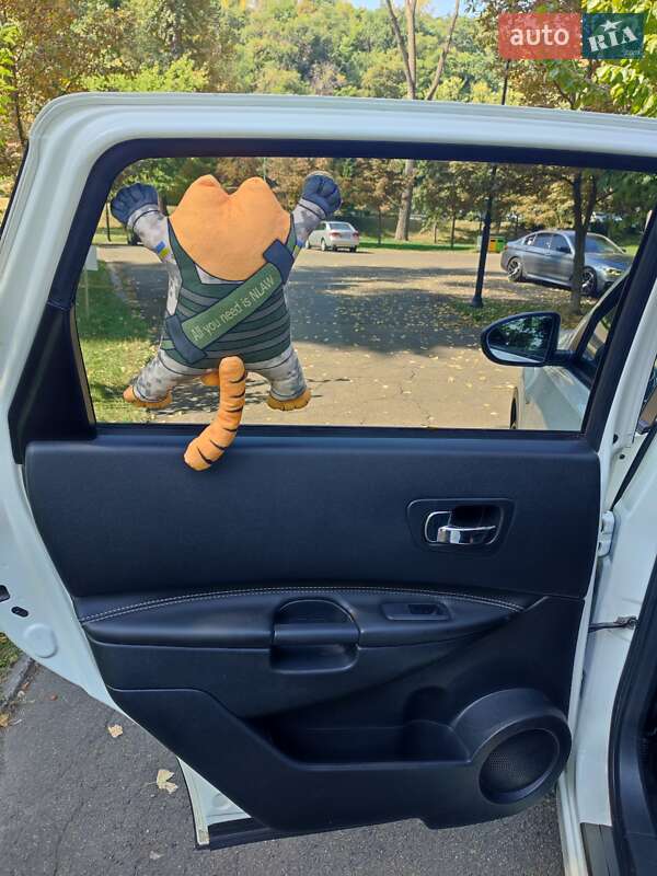 Внедорожник / Кроссовер Nissan Qashqai+2 2010 в Звенигородке фото 47 Внедорожник / Кроссовер Nissan Qashqai+2 2010 в Звенигородке