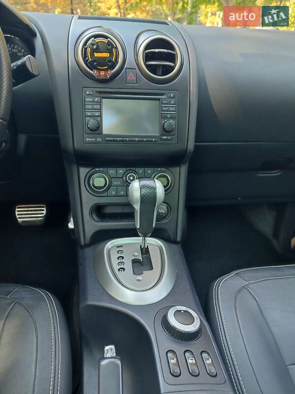 Внедорожник / Кроссовер Nissan Qashqai+2 2010 в Звенигородке фото 70 Внедорожник / Кроссовер Nissan Qashqai+2 2010 в Звенигородке