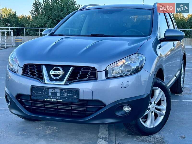 Внедорожник / Кроссовер Nissan Qashqai+2 2012 в Киеве