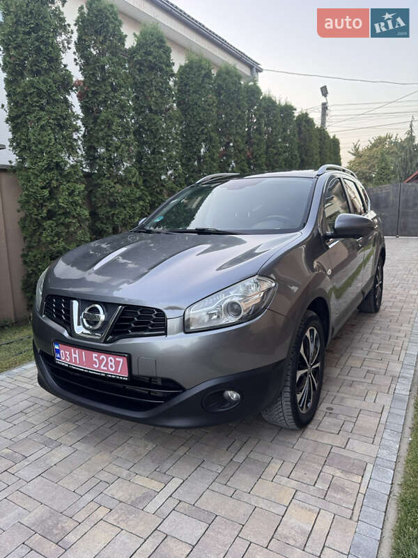Внедорожник / Кроссовер Nissan Qashqai+2 2012 в Виноградове