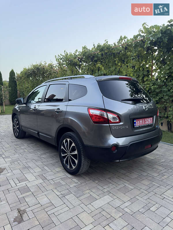 Внедорожник / Кроссовер Nissan Qashqai+2 2012 в Виноградове