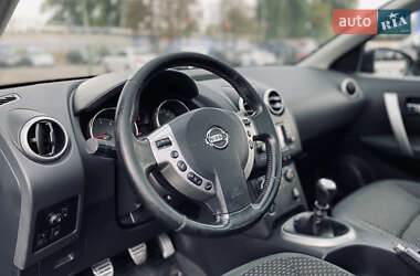 Внедорожник / Кроссовер Nissan Qashqai+2 2010 в 