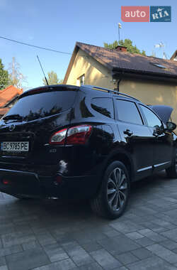 Внедорожник / Кроссовер Nissan Qashqai+2 2012 в 
