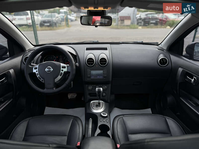 Внедорожник / Кроссовер Nissan Qashqai+2 2010 в Киеве