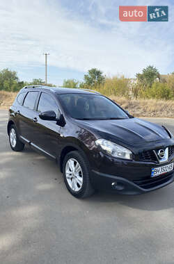 Позашляховик / Кросовер Nissan Qashqai+2 2011 в Одесі