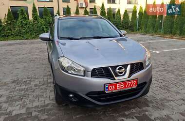 Внедорожник / Кроссовер Nissan Qashqai+2 2010 в 