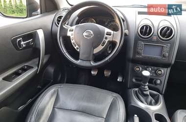 Внедорожник / Кроссовер Nissan Qashqai+2 2010 в 