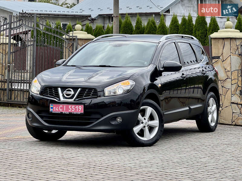 Nissan Qashqai+2 2012