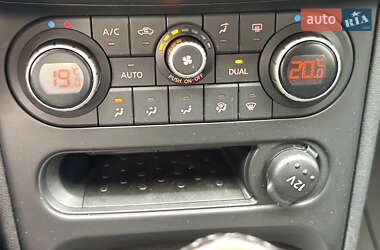 Внедорожник / Кроссовер Nissan Qashqai+2 2012 в 