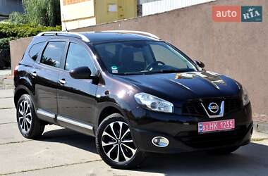 Внедорожник / Кроссовер Nissan Qashqai+2 2011 в 