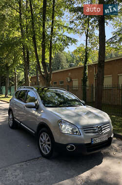 Внедорожник / Кроссовер Nissan Qashqai+2 2009 в Львове