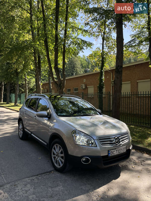 Nissan Qashqai+2 2009