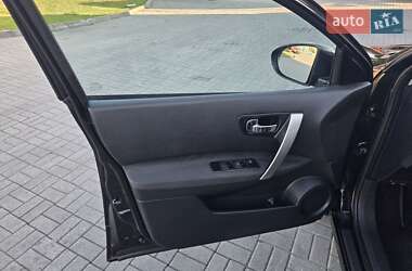 Внедорожник / Кроссовер Nissan Qashqai+2 2012 в 