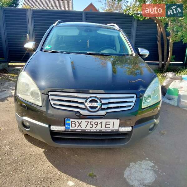 Внедорожник / Кроссовер Nissan Qashqai+2 2009 в Хмельницком