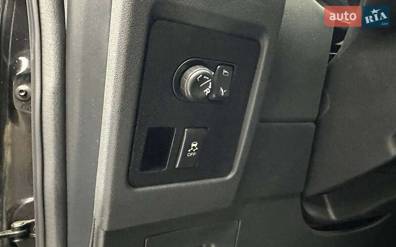 Позашляховик / Кросовер Nissan Qashqai+2 2010 в Чернівцях