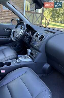 Внедорожник / Кроссовер Nissan Qashqai+2 2011 в 