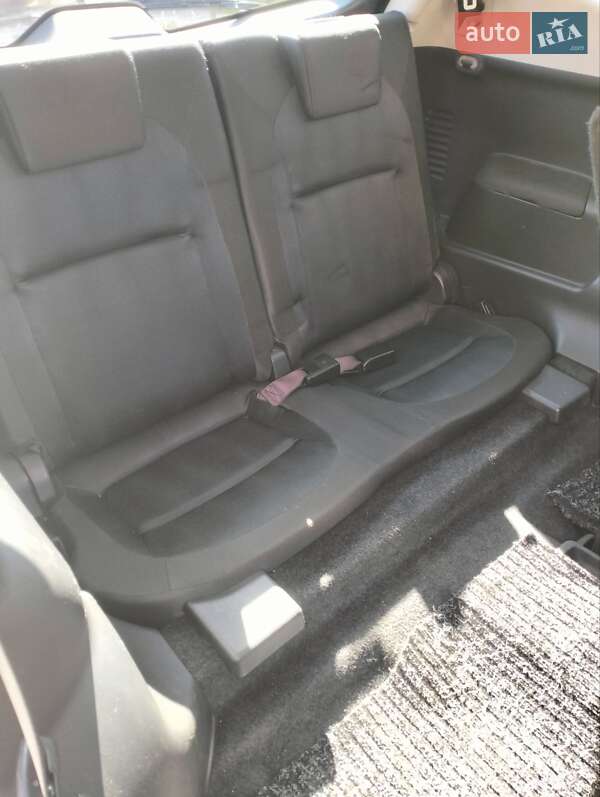 Внедорожник / Кроссовер Nissan Qashqai+2 2010 в Днепре