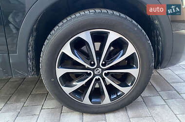 Позашляховик / Кросовер Nissan Qashqai+2 2011 в 