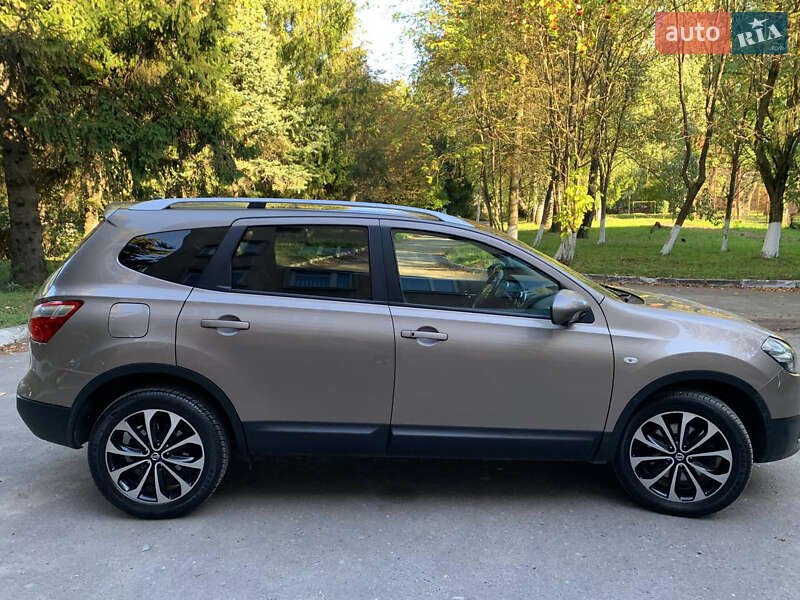 Внедорожник / Кроссовер Nissan Qashqai+2 2013 в Тернополе фото 5 Внедорожник / Кроссовер Nissan Qashqai+2 2013 в Тернополе