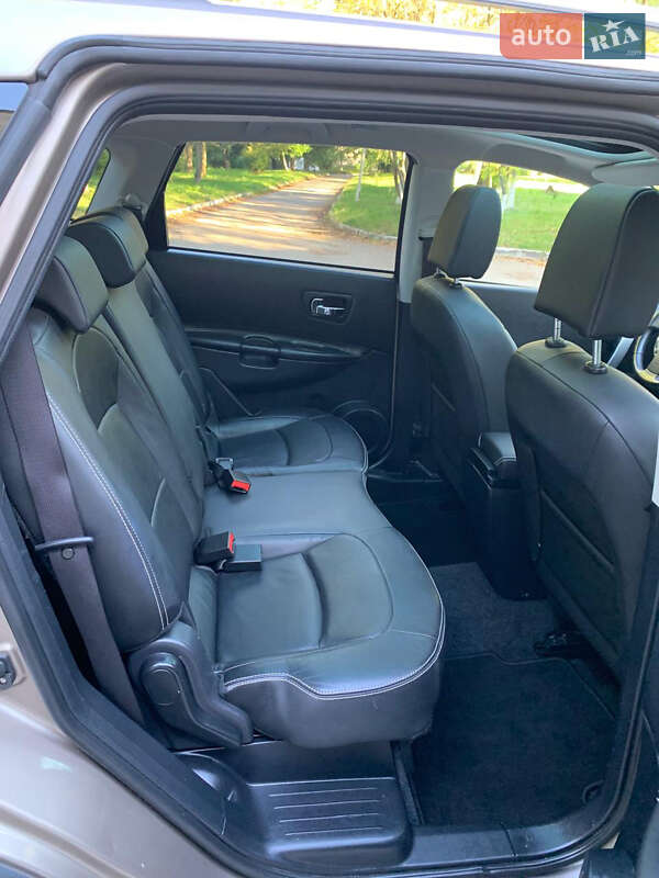 Внедорожник / Кроссовер Nissan Qashqai+2 2013 в Тернополе фото 14 Внедорожник / Кроссовер Nissan Qashqai+2 2013 в Тернополе