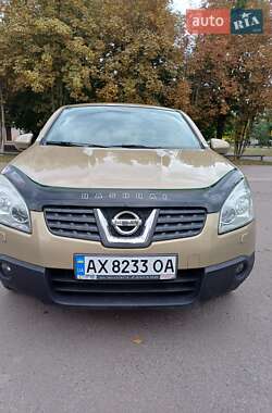 Внедорожник / Кроссовер Nissan Qashqai+2 2008 в Краснограде