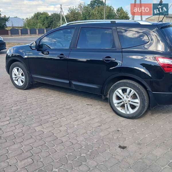 Внедорожник / Кроссовер Nissan Qashqai+2 2012 в Камне-Каширском