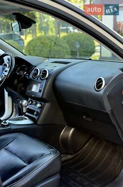 Внедорожник / Кроссовер Nissan Qashqai+2 2012 в 
