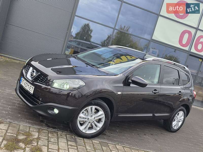 Nissan Qashqai+2 2012