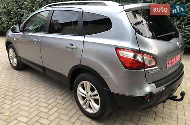 Позашляховик / Кросовер Nissan Qashqai+2 2011 в  фото 13 Позашляховик / Кросовер Nissan Qashqai+2 2011 в