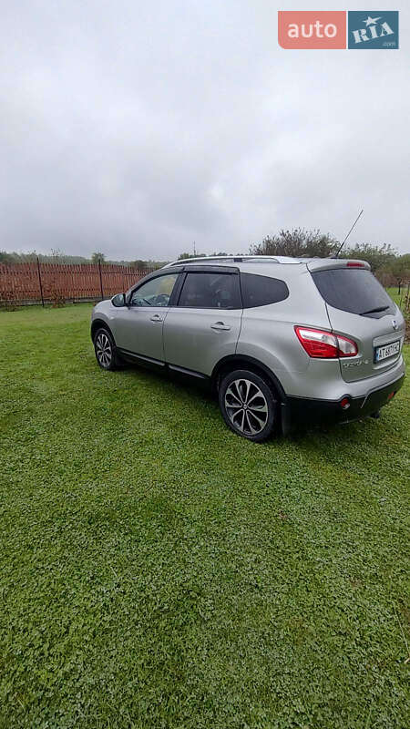 Внедорожник / Кроссовер Nissan Qashqai+2 2011 в Ивано-Франковске
