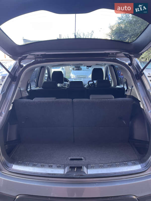 Позашляховик / Кросовер Nissan Qashqai+2 2010 в Львові фото 42 Позашляховик / Кросовер Nissan Qashqai+2 2010 в Львові