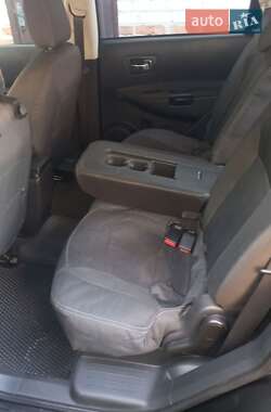 Внедорожник / Кроссовер Nissan Qashqai+2 2011 в 