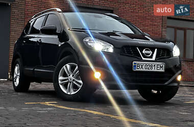 Внедорожник / Кроссовер Nissan Qashqai+2 2011 в 