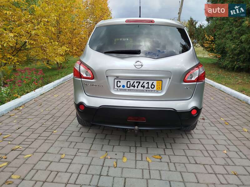 Внедорожник / Кроссовер Nissan Qashqai+2 2011 в Тлумаче