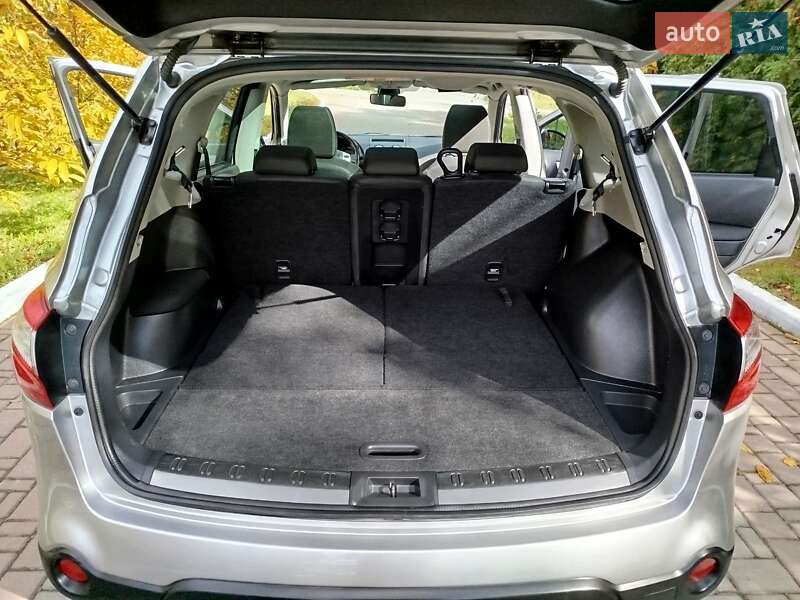 Внедорожник / Кроссовер Nissan Qashqai+2 2011 в Тлумаче