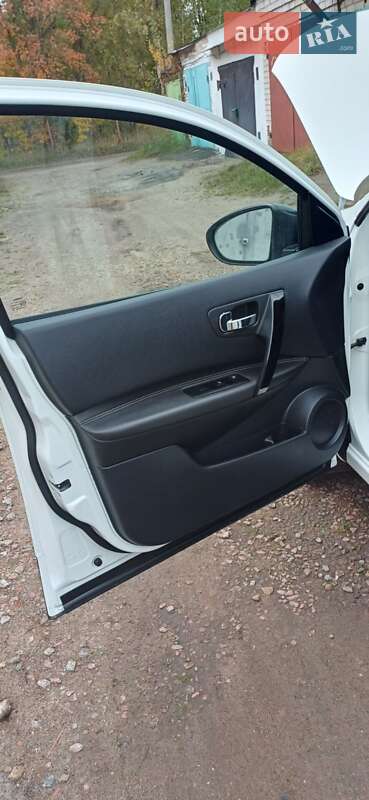 Внедорожник / Кроссовер Nissan Qashqai+2 2013 в Чернигове